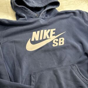Nike SB Blue Hoodie Mens Medium Big Swoosh Logo Pullover Made in Cambodia